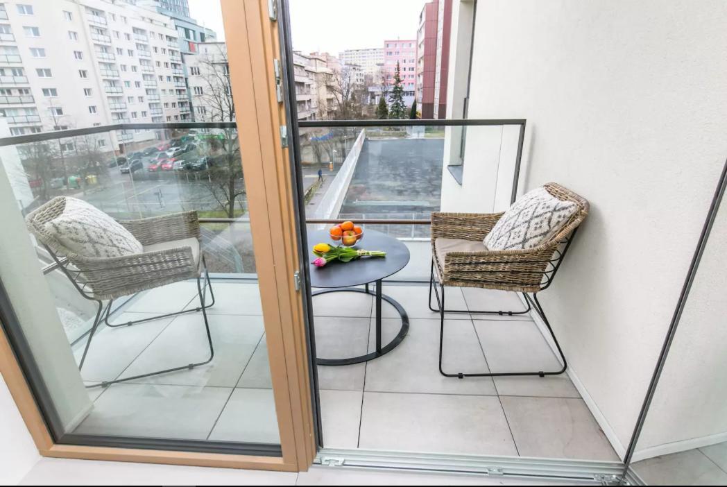 Flawless Apartments Pod Dekankou ปราก ภายนอก รูปภาพ